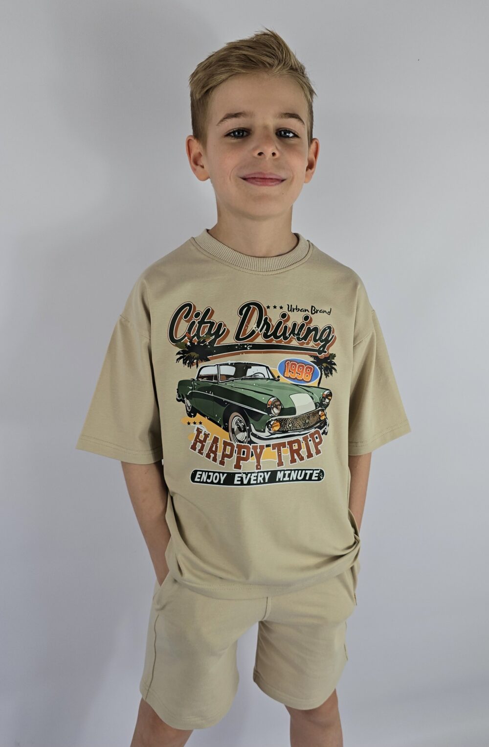 T-SHIRT OVERSIZE BEŻ HAPPY TRIP