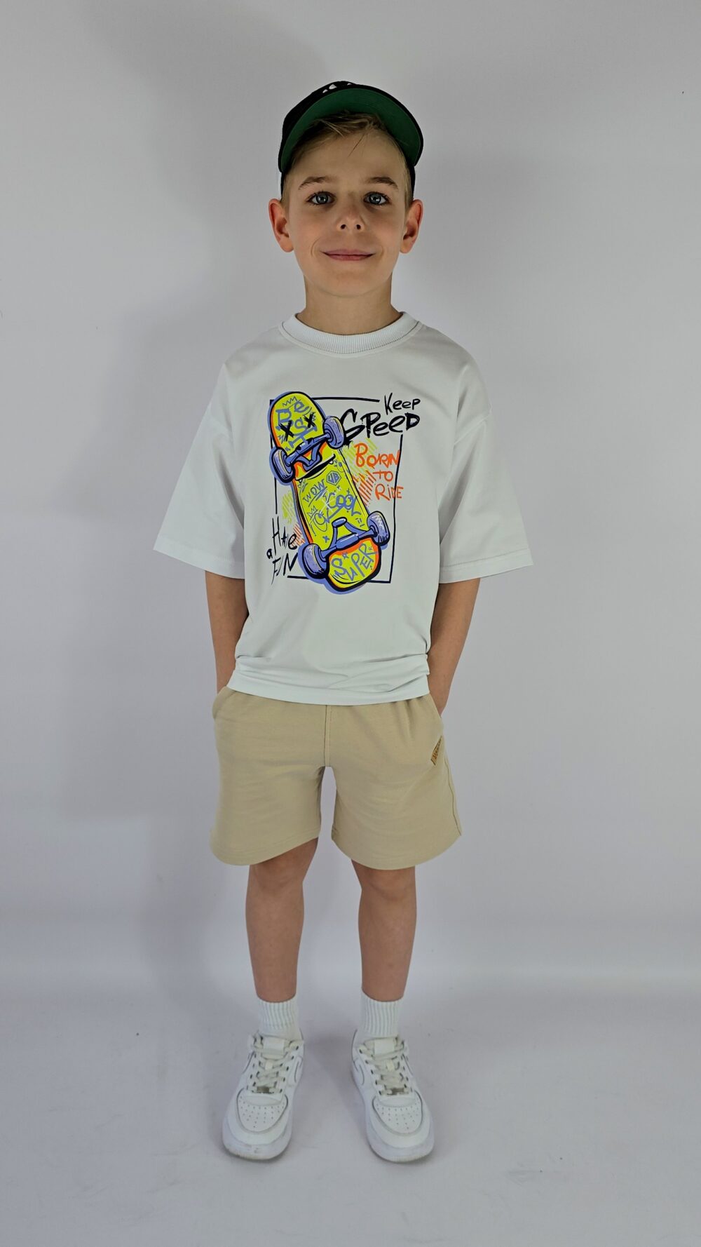 T-SHIRT OVERSIZE DESKOROLKA - obrazek 2