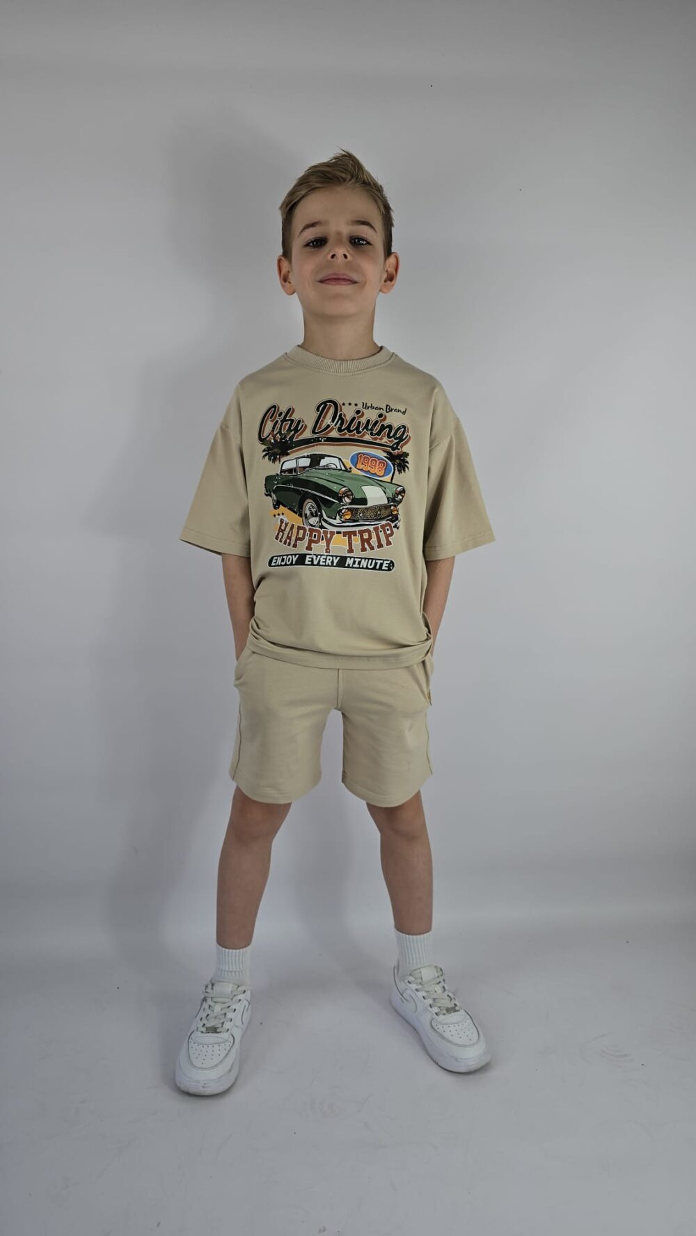 T-SHIRT OVERSIZE BEŻ HAPPY TRIP - obrazek 3