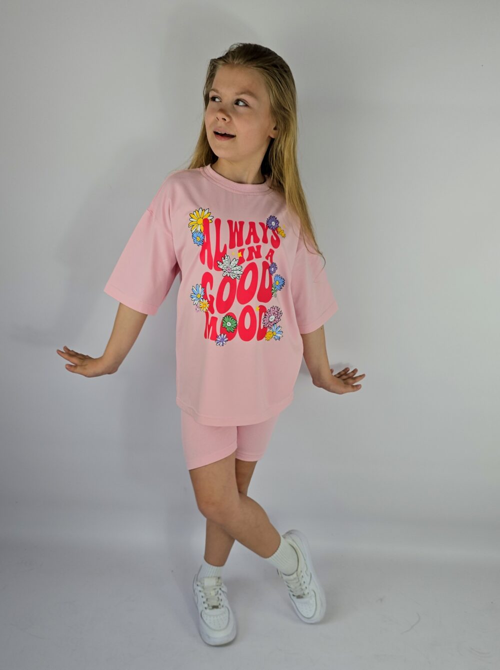 T-SHIRT OVERSIZE BABY PINK KWIATUSZKI - obrazek 2