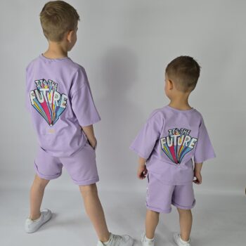 T-SHIRT OVERSIZE LILA IT'S THE FUTURE